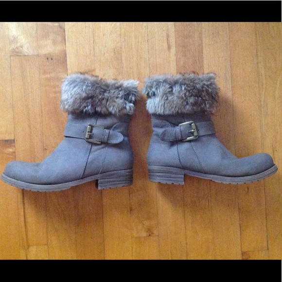 Steve Madden Millie Gray Leather Boots Faux Fur  8 - Picture 6 of 8